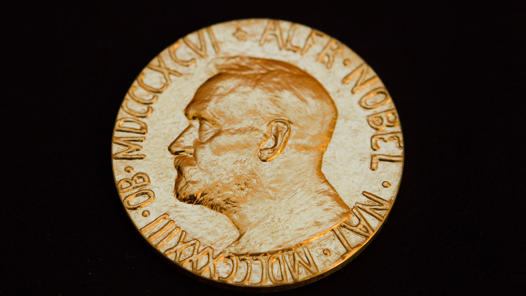The 18-carat gold Nobel Peace Prize medal. (Photo: Reuters)