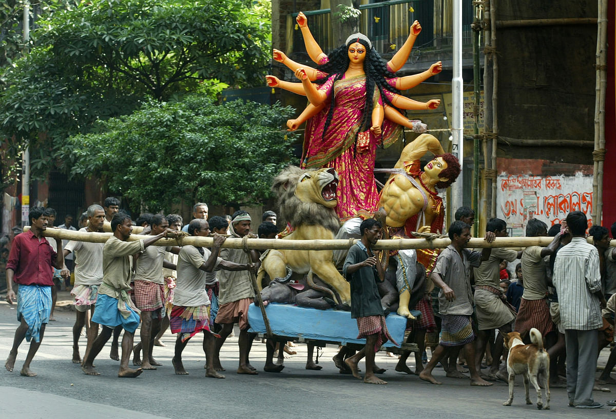 Why all the fuss about Kolkata’s Durga Pujo? Here’s why you might be better off sticking to Delhi this festival.