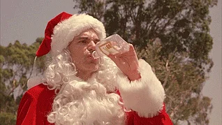 Santa ain’t drunk. Santa’s got a deficient enzyme (Photo: Instagram/<a href="http://moviewhoree.tumblr.com/post/70706886434">MOVIEWHOREE</a>)