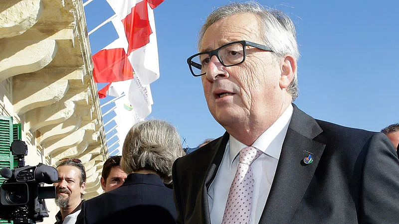 European Commission President Jean Claude Juncker arrives on the occasion of a summit on migration in Valletta, Malta, November 12, 2015. (Photo: AP)