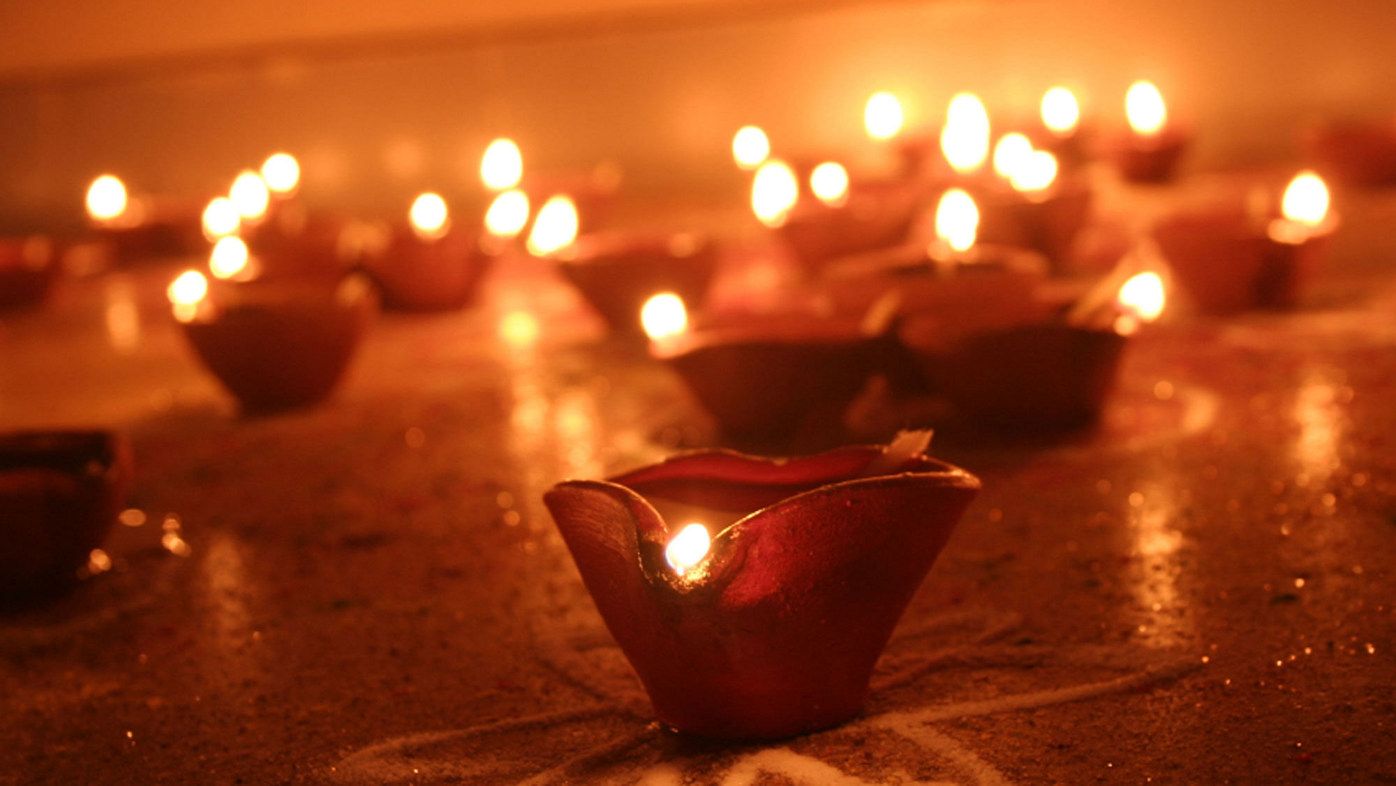 My 87-year-old father, ‘Anna’, gave in to the hopelessness of Parkinson’s – till he lit a diya ahead of this Diwali. (Photo Courtesy: iStock)