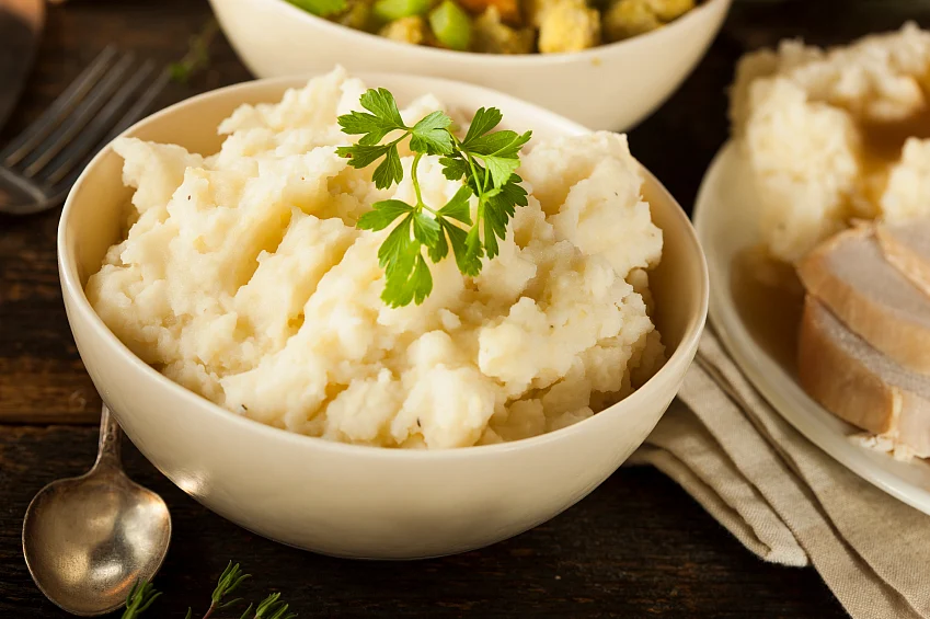 Mashed potatoes are an all-time favourite. (Photo: iStock)