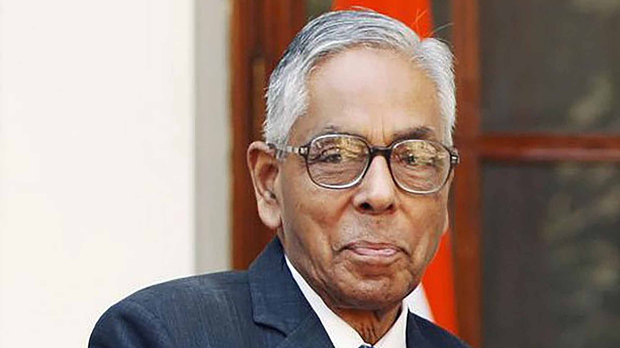 A slipper was thrown at West Bengal Guv MK Narayanan. (Photo: PTI)