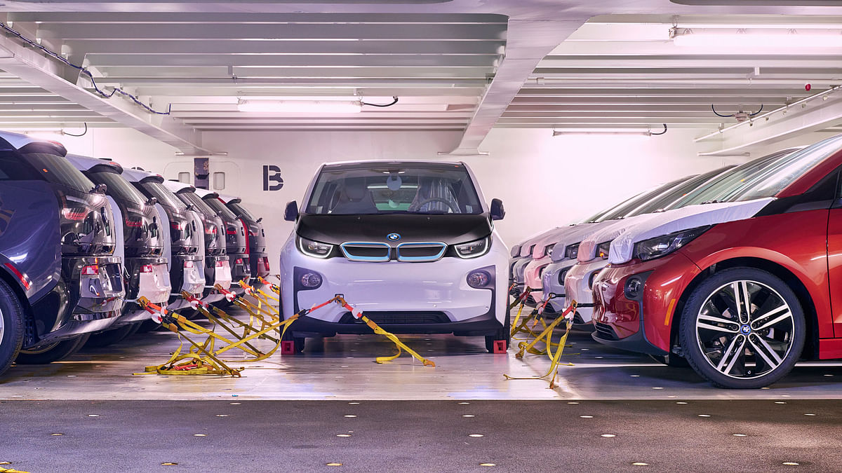 The BMW i3 has completed two years, and looks like it has only started to get familiar.