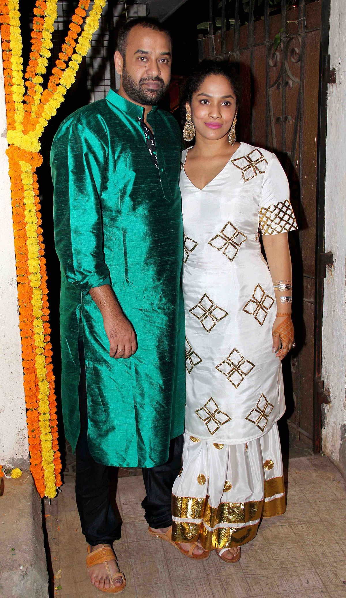 Shahid Kapoor with wife Mira and others get together for Masaba and Madhu’s mehendi ceremony