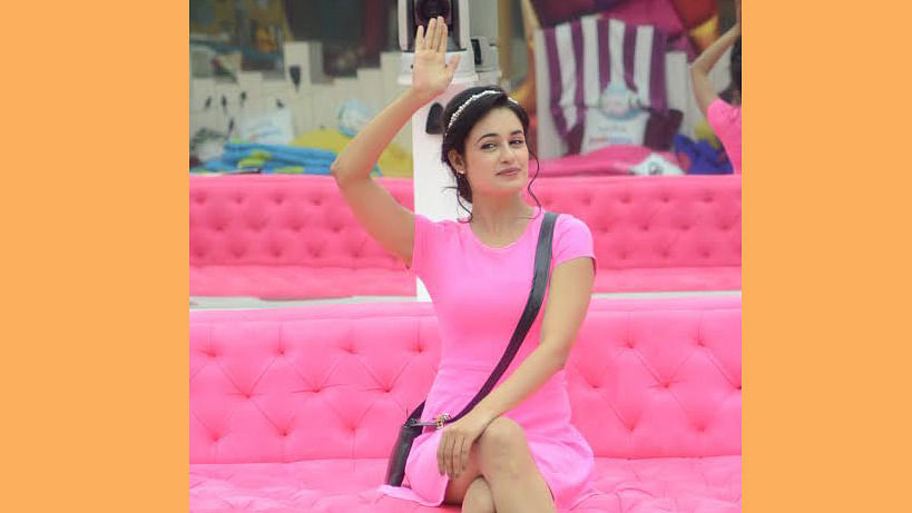 Yuvika gets eliminated from the Bigg Boss house and shares some secrets from the house.