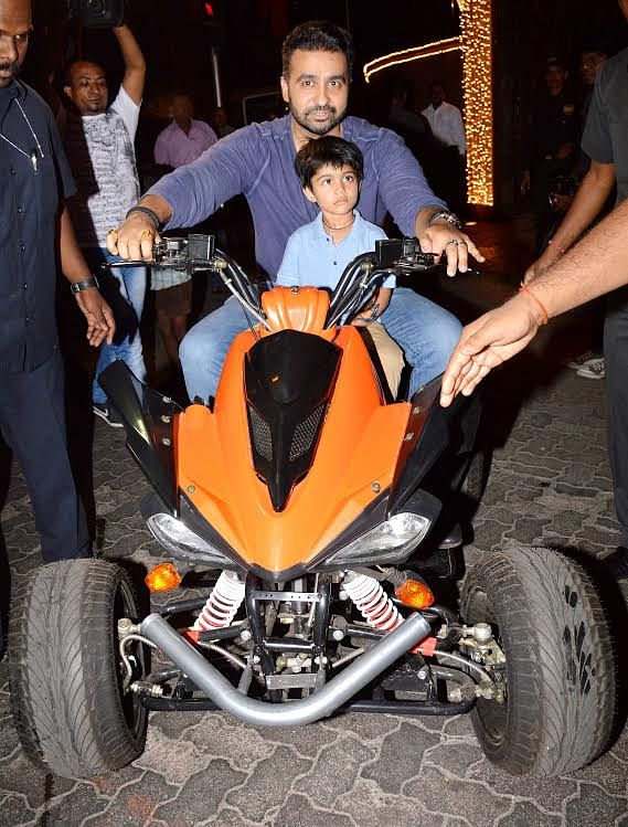 Aaradhya Bachchan’s birthday party was nothing less than a red carpet affair.