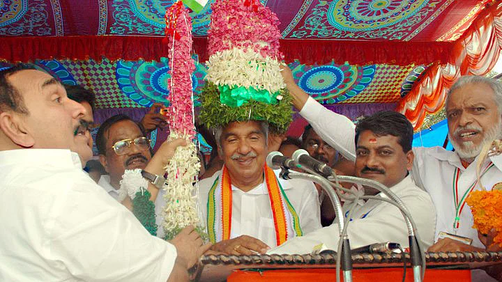 Congress-led United Democratic Front fairs poorly in Kerala Civic Polls. (Photo courtesy: <a href="https://www.facebook.com/udf2011/photos/pb.135503219853044.-2207520000.1446905861./136208179782548/?type=3&theater">Facebook</a>)