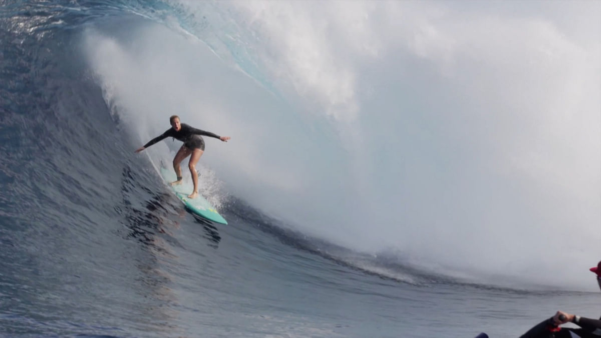 Tackling Jaws: Woman Takes Surfing to Another Level