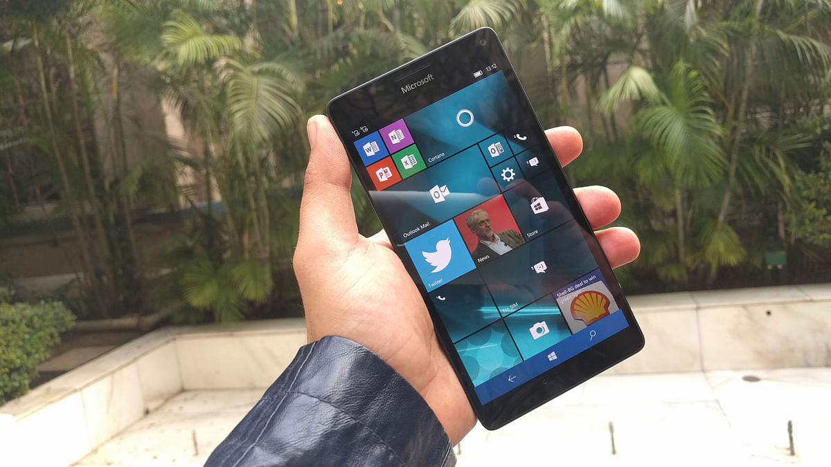 Microsoft Lumia 950 and Lumia 950XL launch in India at Rs 43,699 and Rs 49,399.