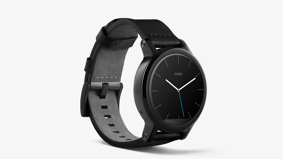 Apple Watch will have a competitor after Dec 1 as Motorola plans to launch Moto 360 2nd Gen in India. 
