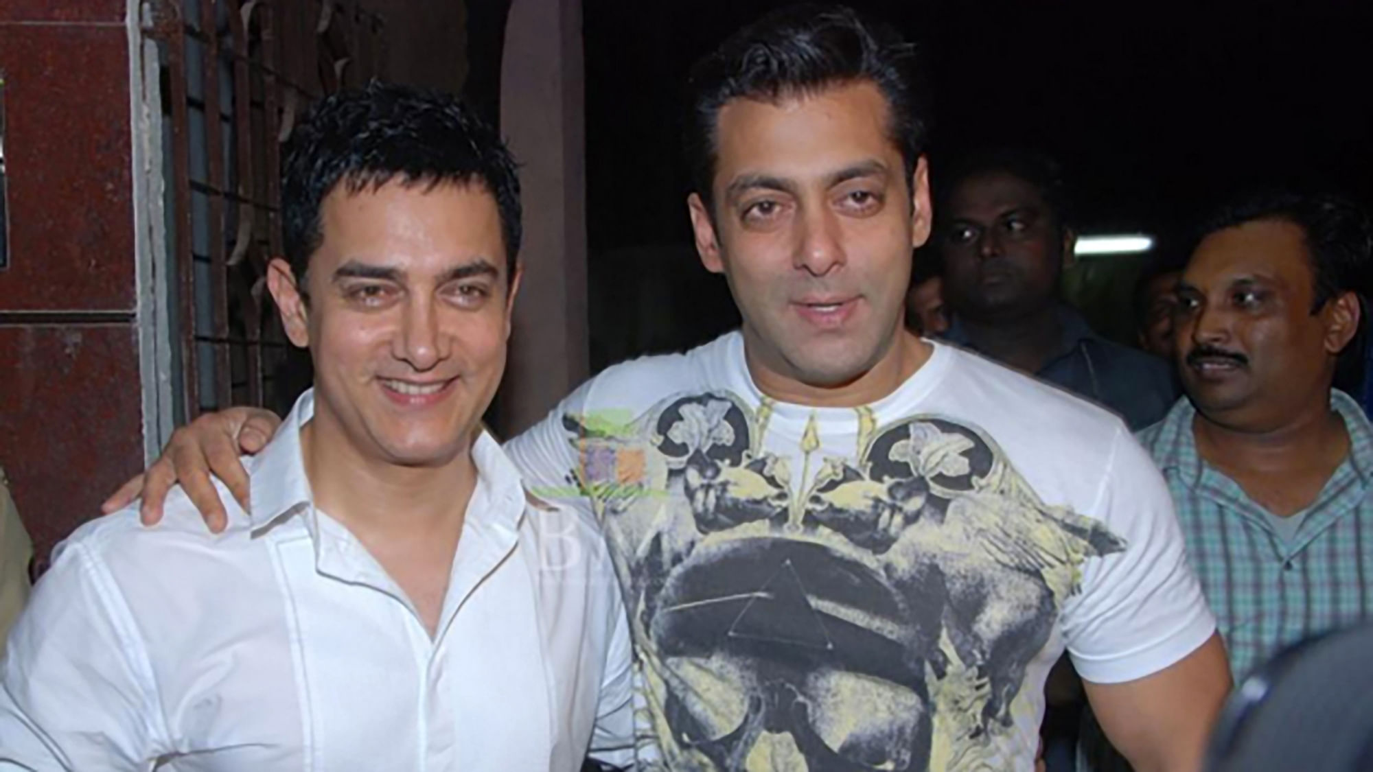  Aamir and Salman Khan have reportedly patched up (Photo: Twitter/@bollywoodmantra)