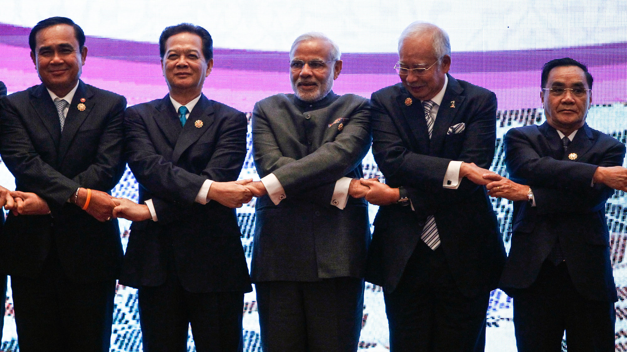 Indian Prime Minister Narendra Modi with ASEAN leaders on Saturday, November 21, 2015. (Photo Courtesy: AP)