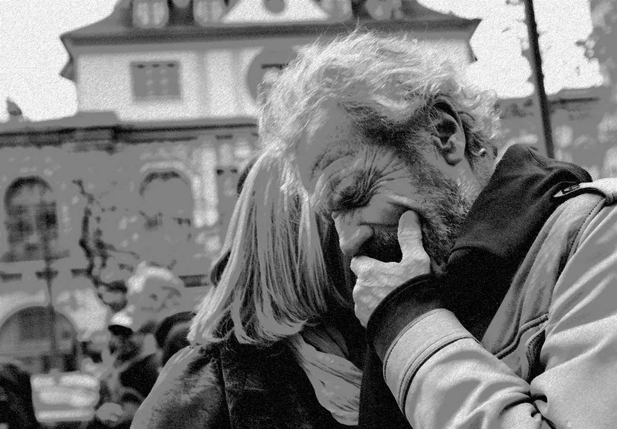 Jean-Marie de Peretti mourns the loss of his 33-year-old daughter Aurelie, one of the victims of the attack on the Bataclan concert hall. (Photo: AP)