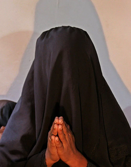 Rape victim Imrana Bibi addresses the media in Muzaffarnagar town in the northern Indian state of Uttar Pradesh, June 30, 2005.(Photo: Reuters)