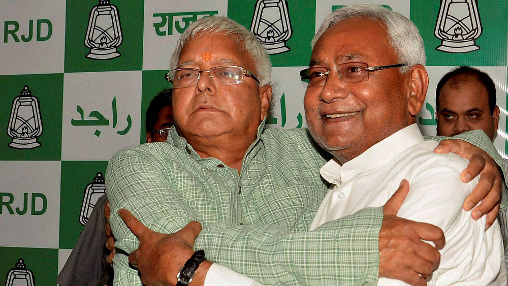 Lalu Prasad Yadav and Nitish Kumar. (Photo: PTI) &nbsp; &nbsp; &nbsp;