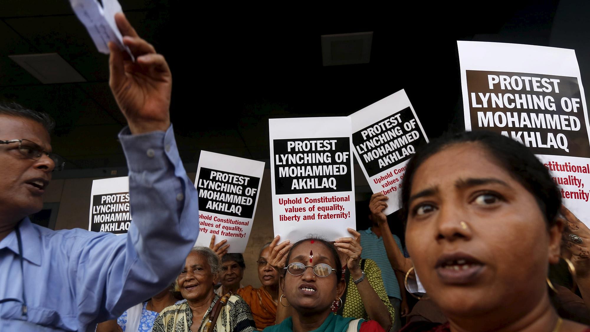 Demonstrators shout slogans as they carry placards during a protest against the killing of Mohammed Akhlaq, in Mumbai. Image used for representational purpose only. (Photo: Reuters)