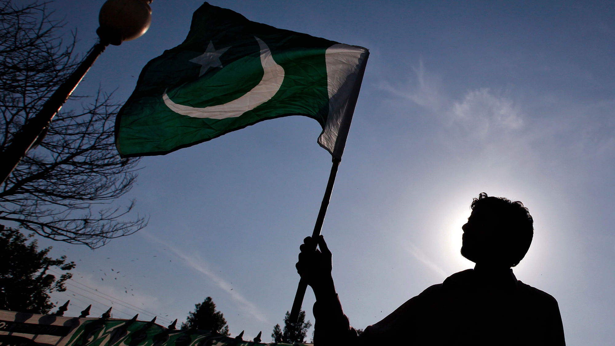 Flag of Pakistan been waved.&nbsp;