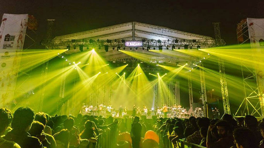 The NH7 Weekender Music festival was held in five cities across India for the sixth consecutive year. In an exclusive interview to <b>The Quint, </b>organisers cry foul over corruption and the VVIP ‘mafia’. (Photo Courtesy: <a href="http://nh7.in/weekender/delhi">NH7</a>)