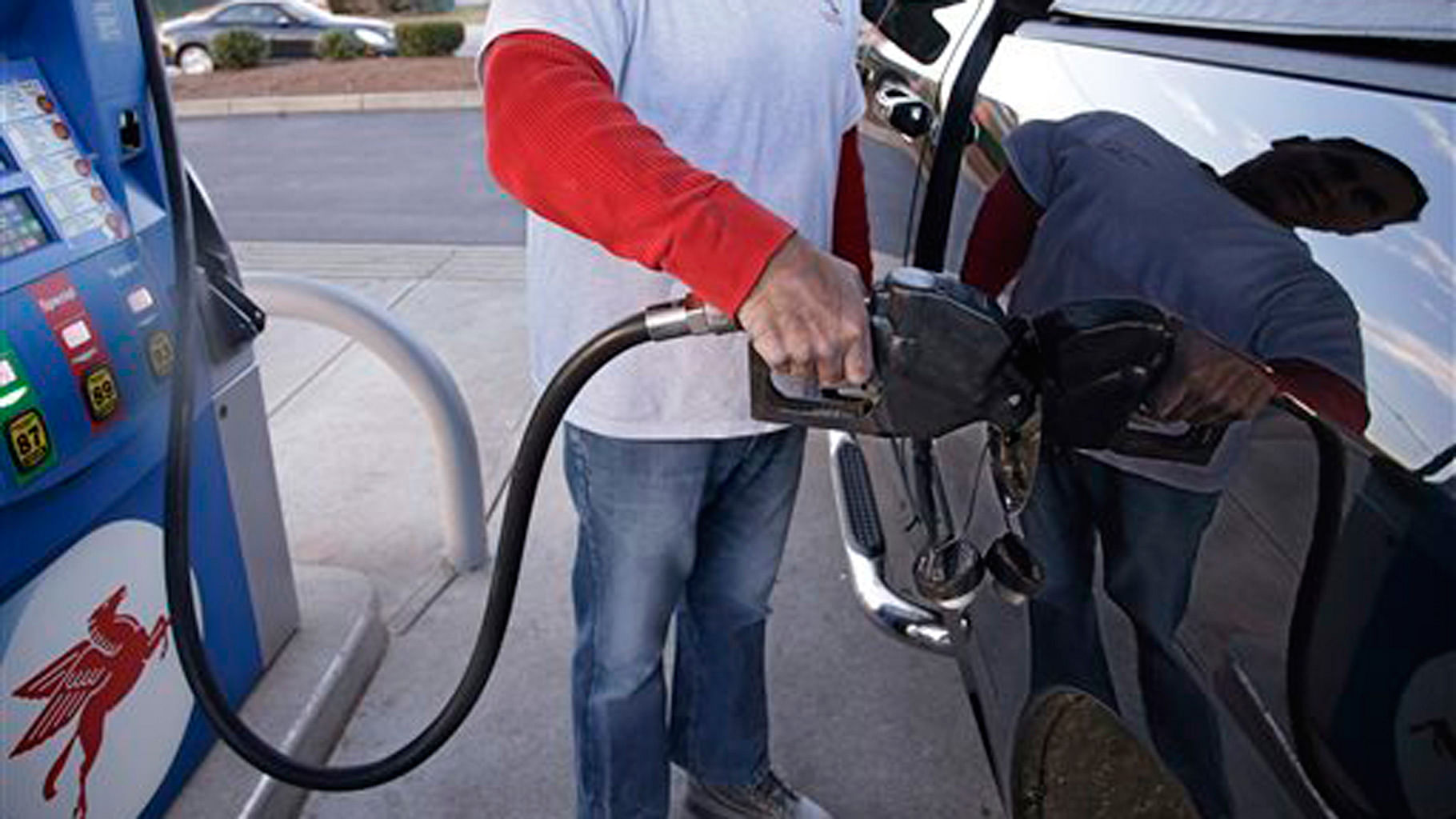 Diesel prices have been hiked for 11 days in a row, despite a decline in the rates of crude oil.&nbsp;