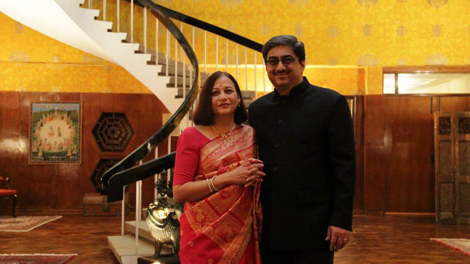 Diplomat Gautam Bambawale and his wife. (Photo Courtesy: Facebook/<a href="https://www.facebook.com/gautam.bambawale">Gautam Bambawale</a>)