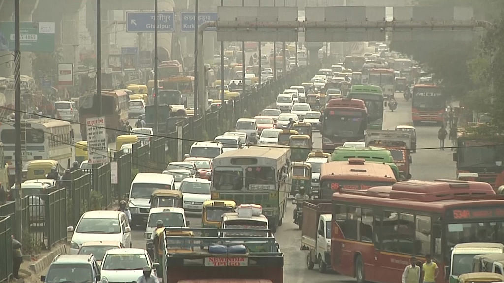 Vehicular smoke and dust particles create a blanket of toxic smog in Delhi.&nbsp;