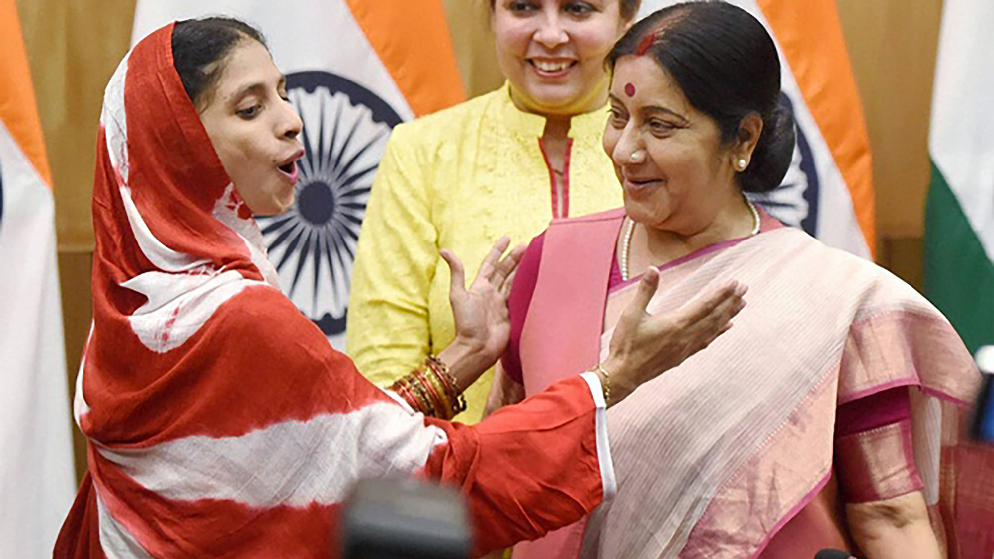 Sushma Swaraj (right) with Geeta. (Photo: PTI)