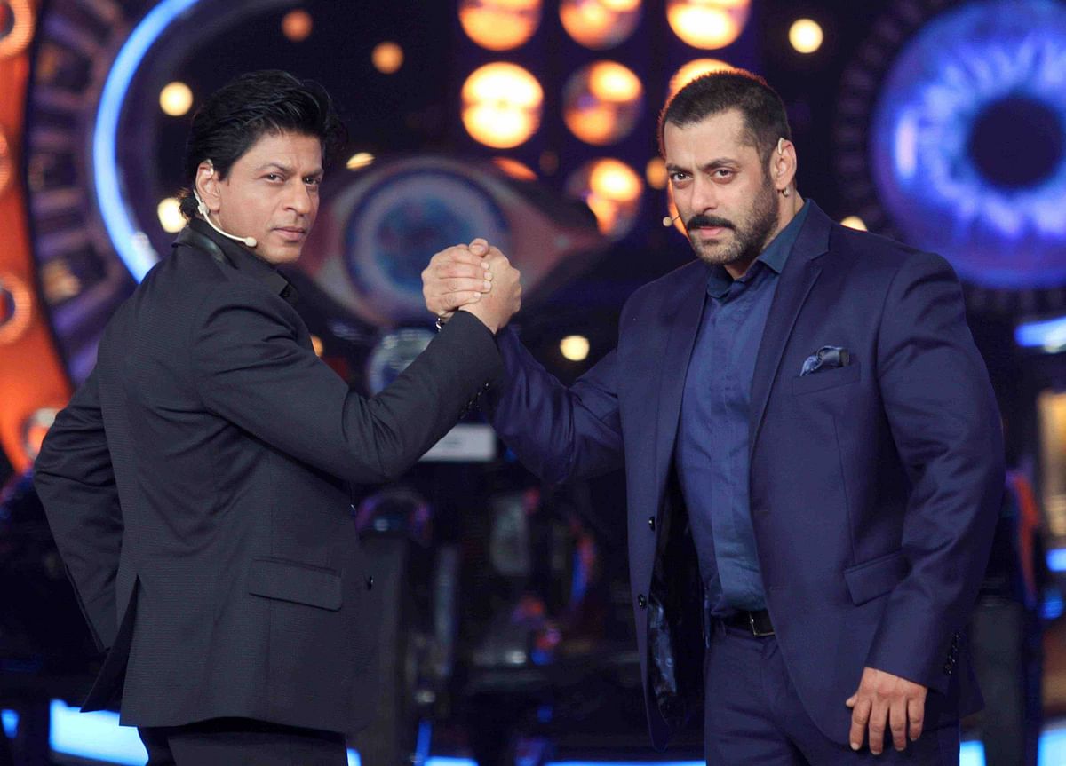 The duo of Shah rukh and Salman Khan rocked the show and gave audience a great time.