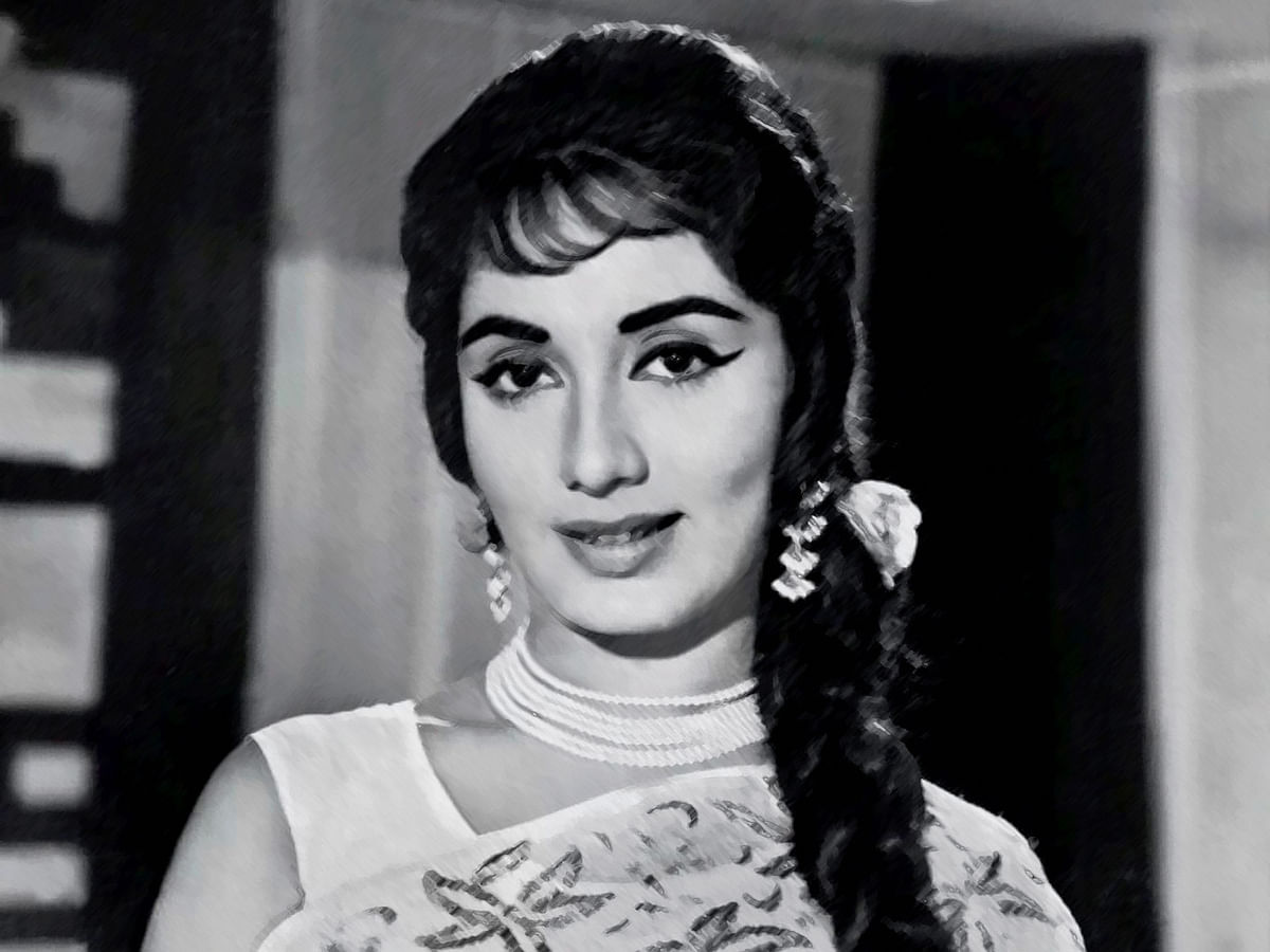 With age, Sadhana found comfort in  solitude. But she will never fade away  from  the minds and  hearts of cinegoers.