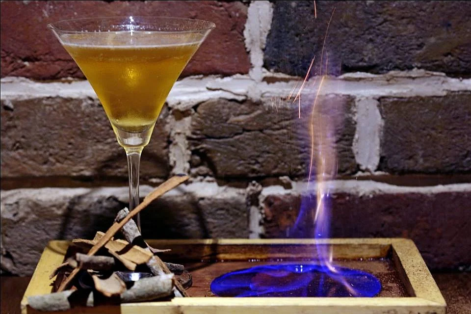 Burn Bourbon Burn is an exquisite-looking cocktail. (Photo Courtesy: Smokey’s BBQ & Grill)