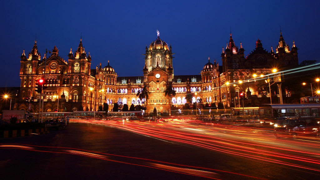 A new show on Discovery Channel is all set to take you to the heart of Mumbai’s rail system. (Photo Courtesy: Discovery Channel)