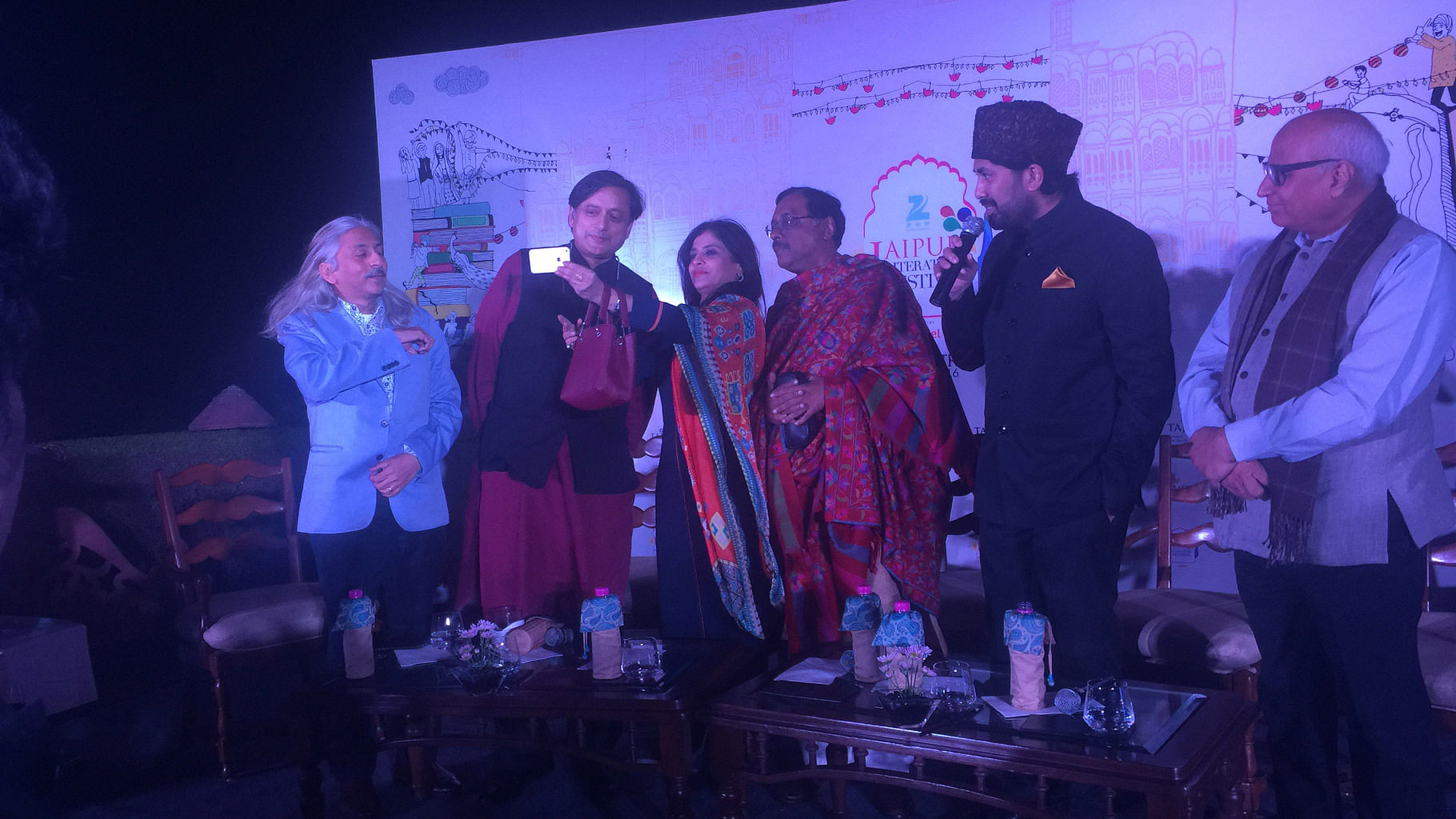 (L-R) Sanjoy Roy, Shashi Tharoor, Shazia Ilmi,  Pavan Varma, Syed Salman Chisty and Sudheendra Kulkarni at the Jaipur Literature Festival curtain raiser. (Photo: <b>The Quint</b>)
