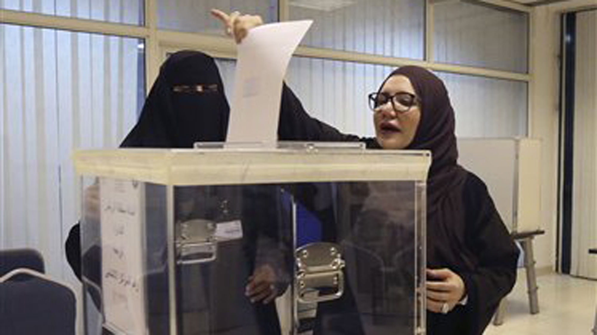 

Saudi women vote at a polling centre during the country’s municipal elections. (Photo: AP)