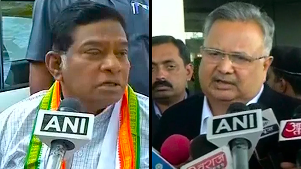 Former and current Chief Minister of Chhattisgarh, Ajit Jogi and Raman Singh respectively. (Photo: ANI screengrab)