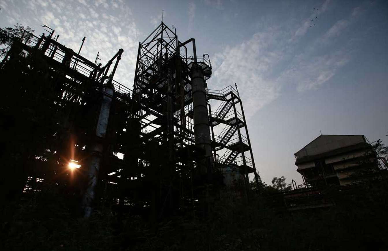 Toxic industrial waste continues to contaminate soil and water around the defunct Union Carbide pesticide plant in Bhopal. (Photo: Reuters)