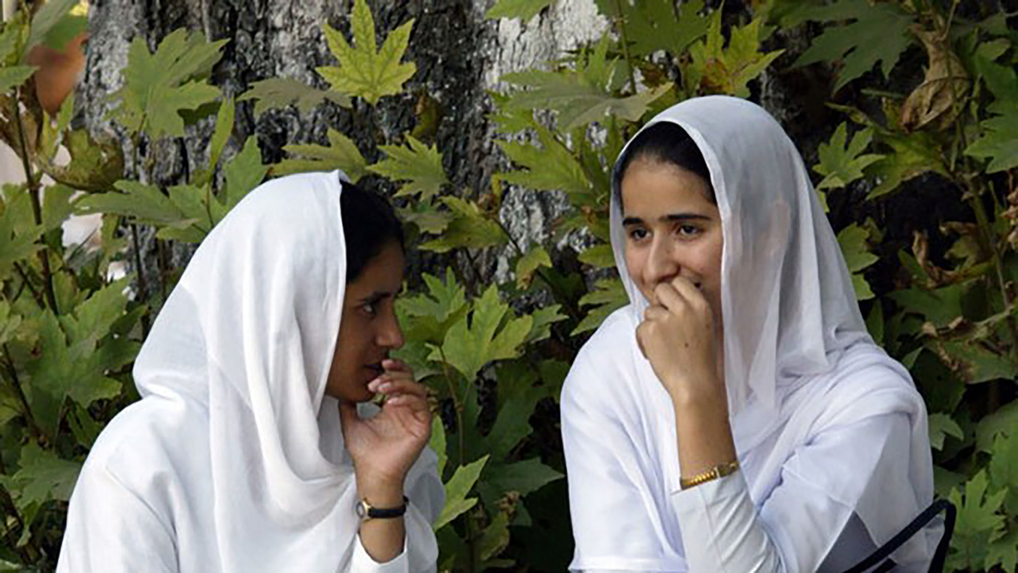 Representational image of college going students in Srinagar, Kashmir. (Photo : Reuters)