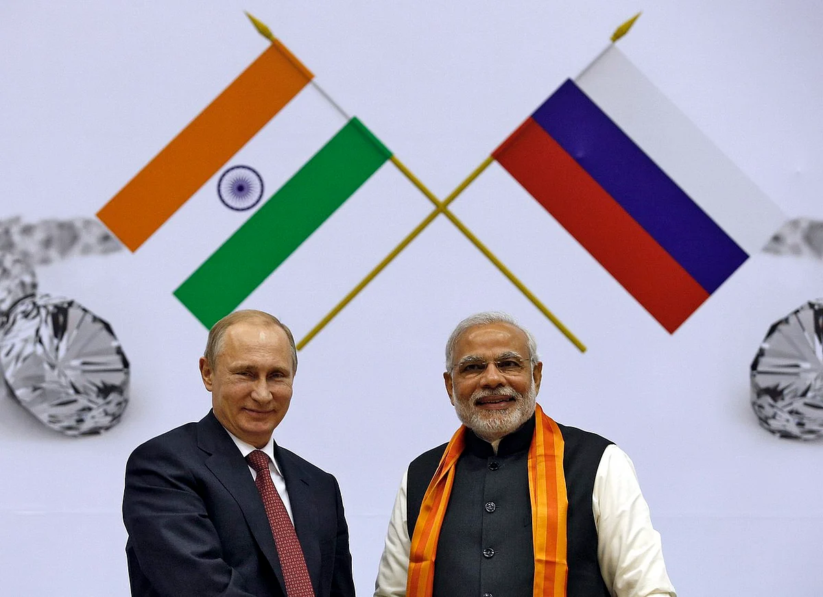 A file photo of Putin and Modi in New Delhi, 2014. (Photo: Reuters)