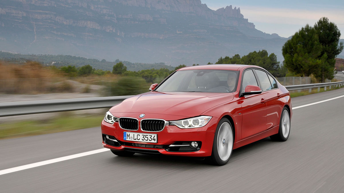  The luxury sedan segment saw a lot of new entrants in 2015. Here are the top five.