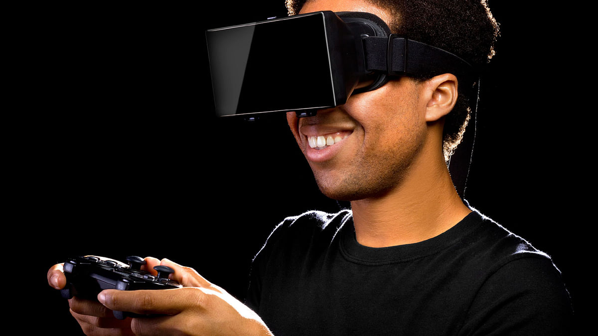 VR is touted to be the next big thing in 2016, but we beg to differ. 