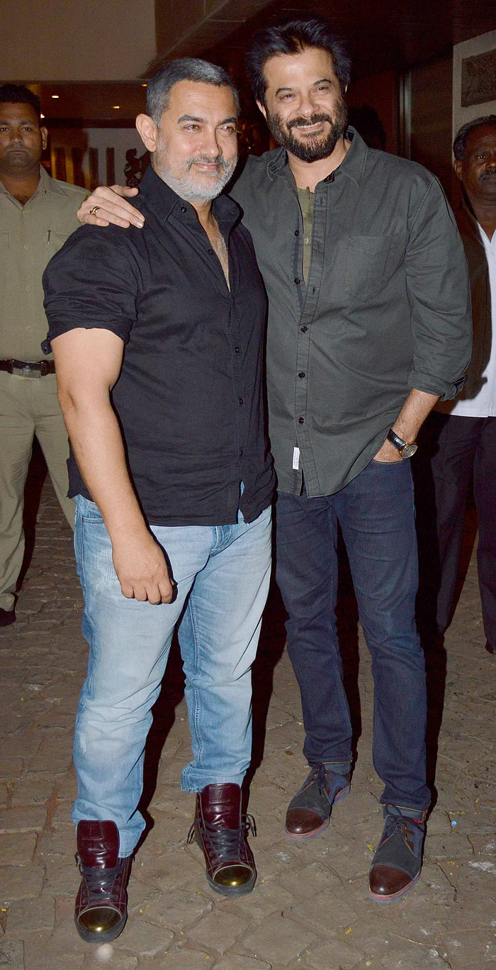 Oops! Who is 59 again? Aamir looks older than Anil Kapoor (Photo: Yogen Shah)
