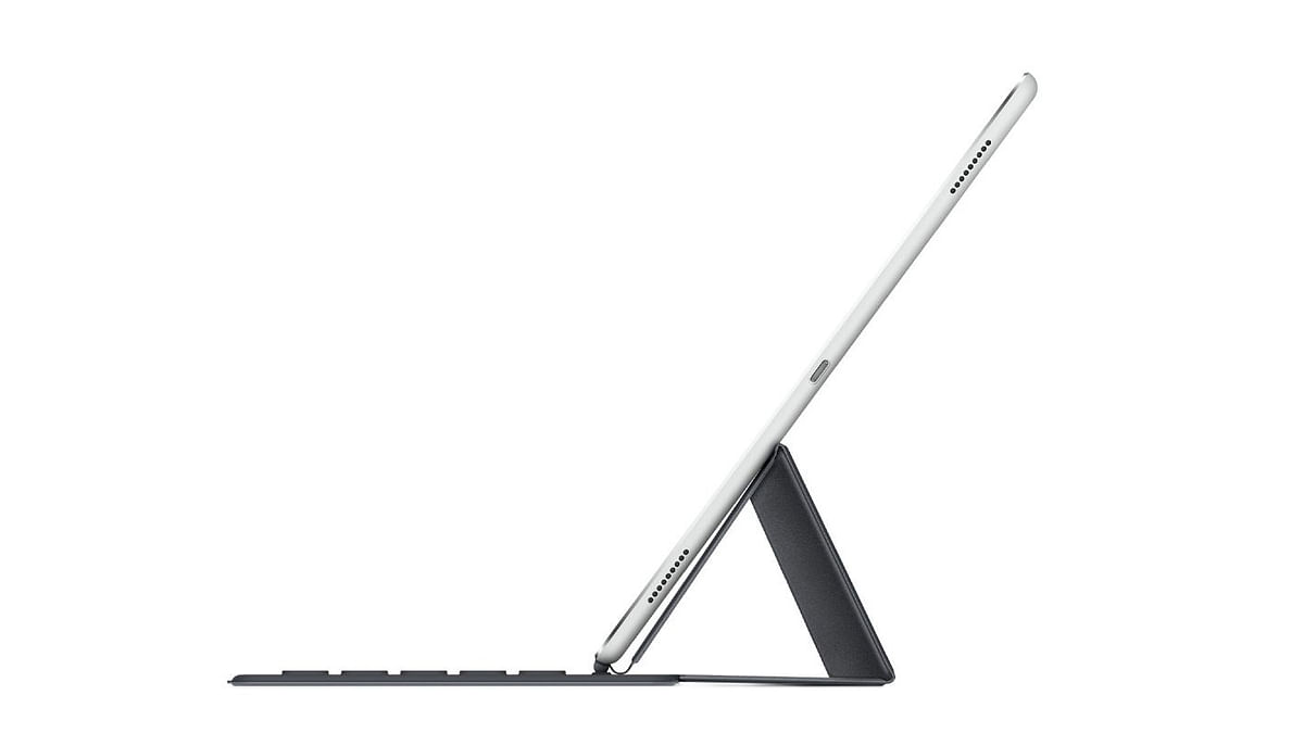 Apple has released the Pencil and Smart Keyboard for the iPad Pro in India. 