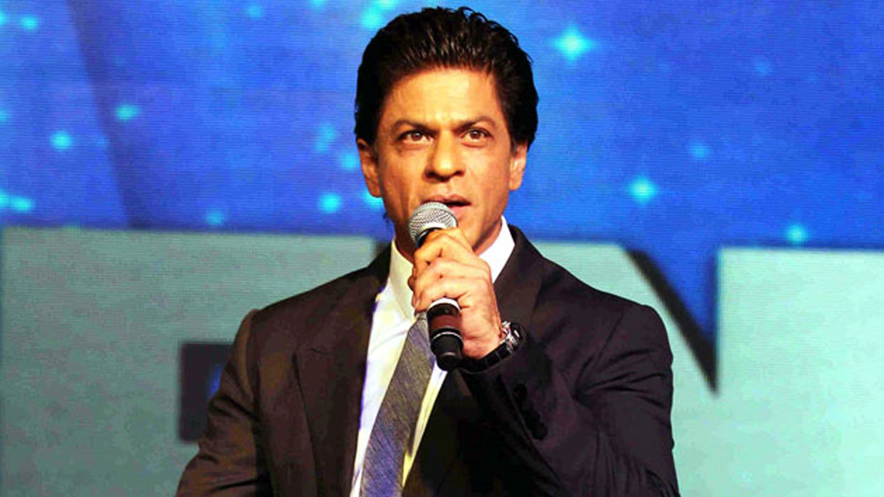 Shah Rukh Khan might be the host of Bollywood’s biggest awards night (Photo: Twitter)