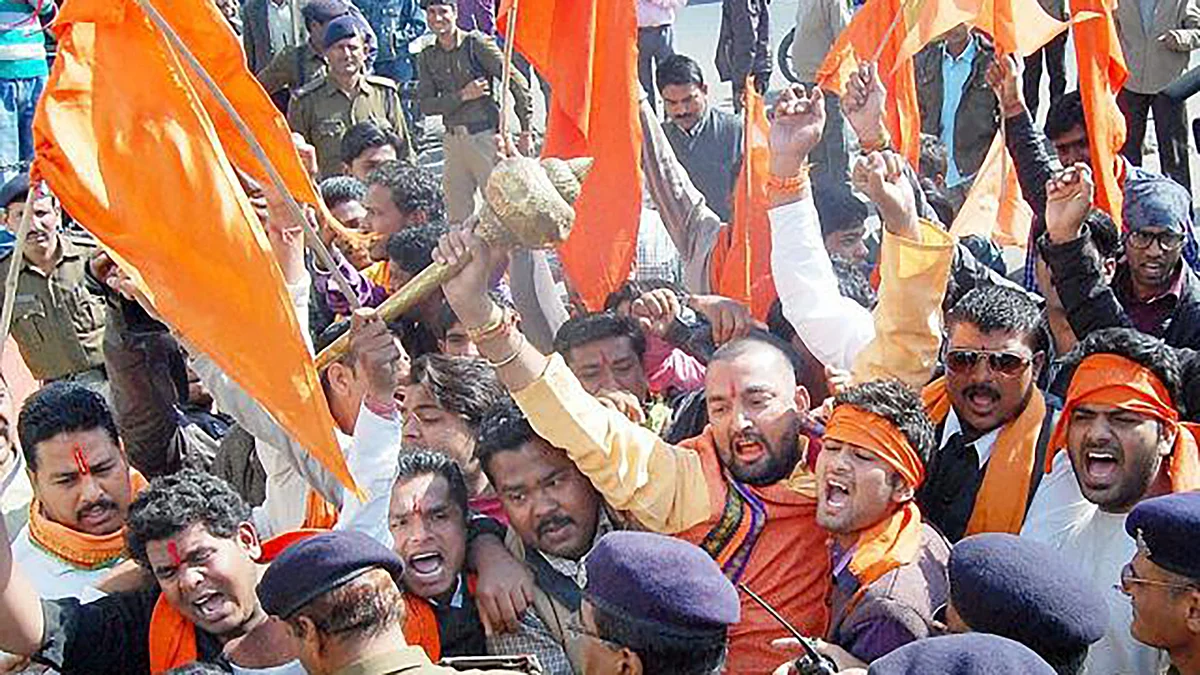 Bajrang Dal activists protesting.