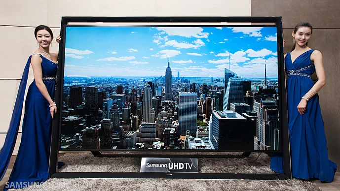 110-inch 4K UHD TV from Samsung. (Photo: <a href="http://img.global.news.samsung.com/global/wp-content/uploads/2013/12/Samsung-to-Release-the-World%E2%80%99s-Biggest-110-inch-UHD-TV_01.jpg">Samsung.com</a>)