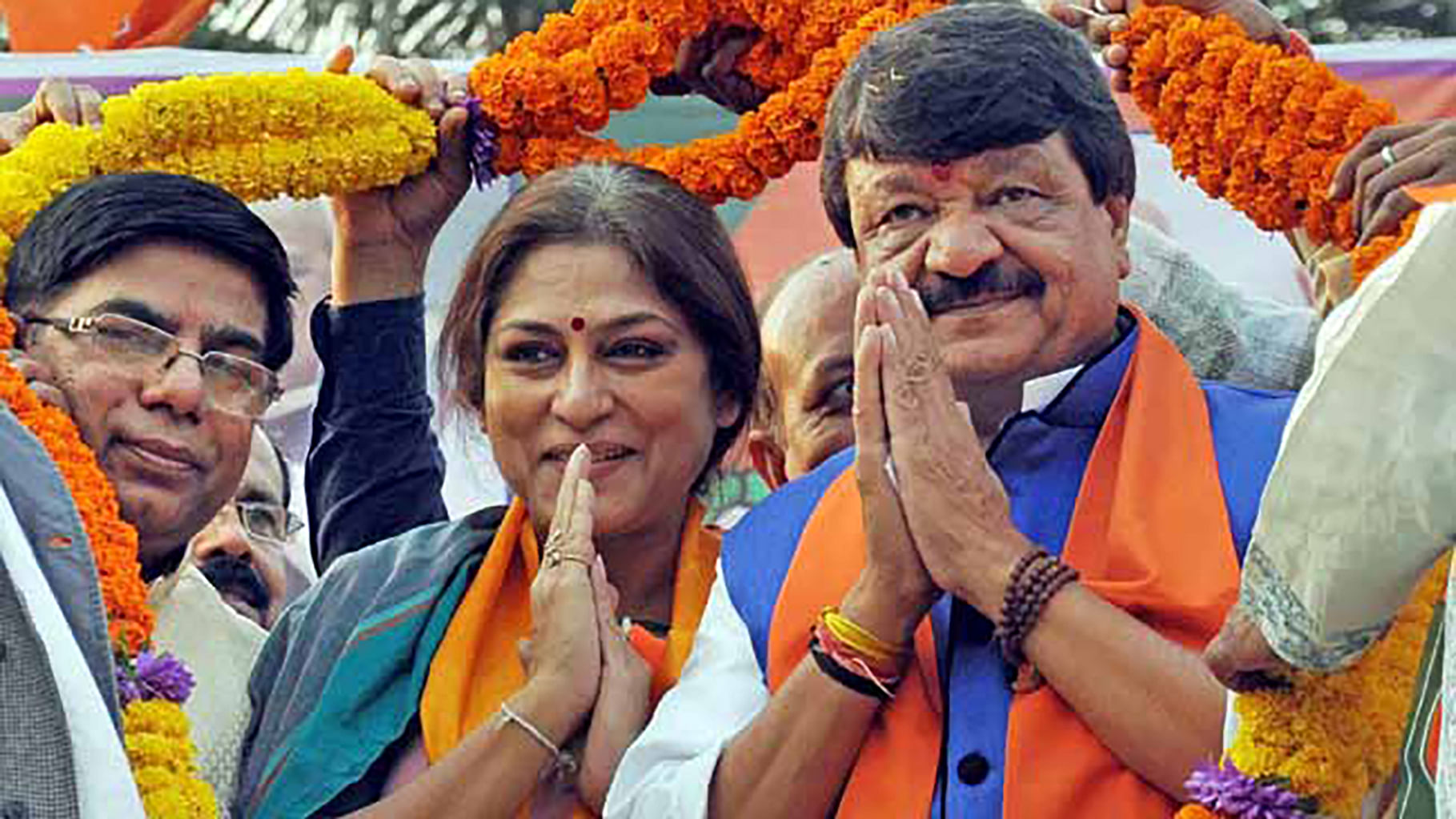 Senior BJP leader Kailash Vijayvargiya (left) with Rupa Ganguly, who was leading the march. (Photo: PTI)