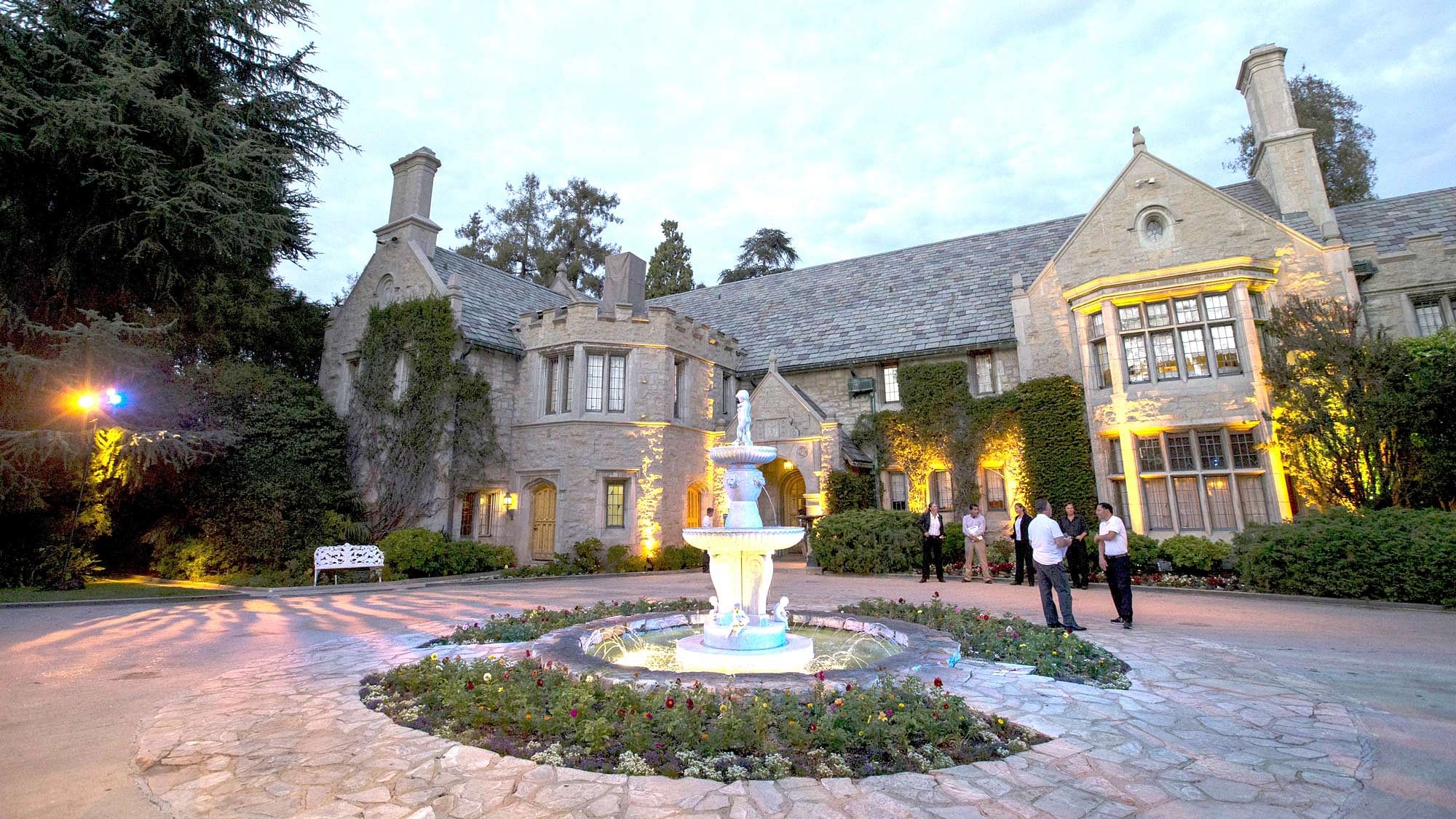 the-playboy-mansion-can-now-be-yours-for-200-million