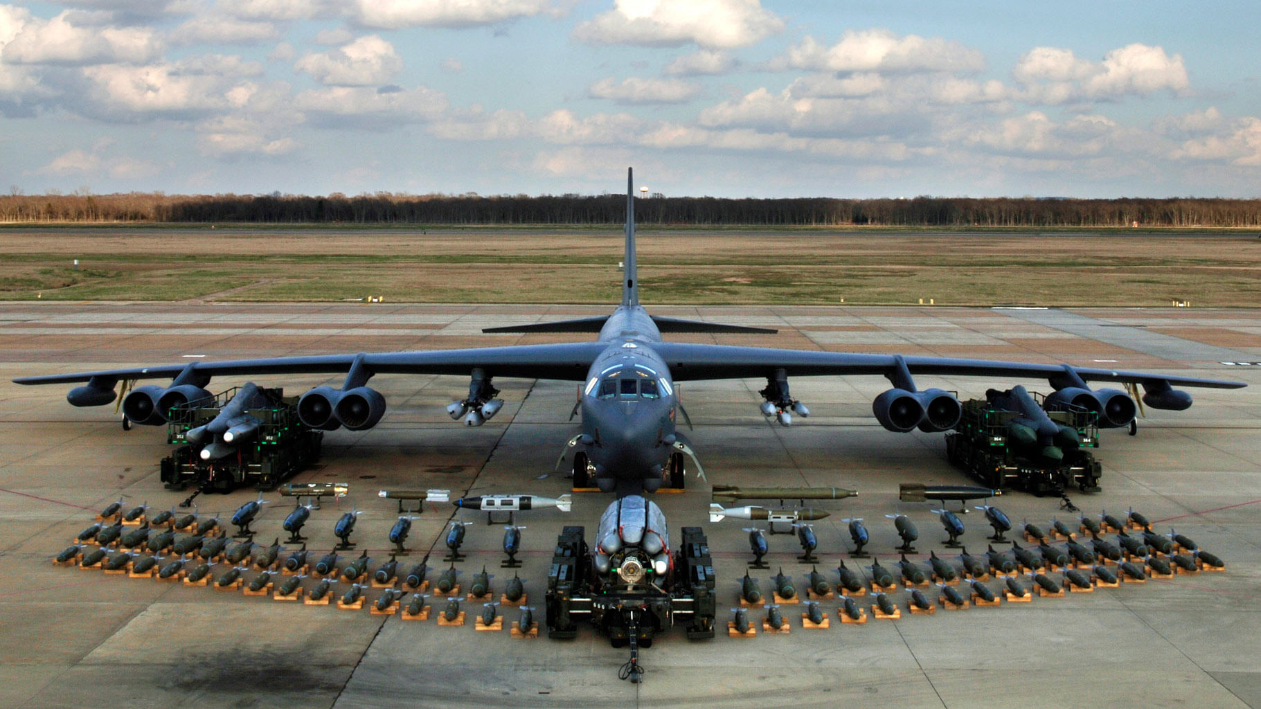 Boeing B-52 Stratofortress, Bomber Aircraft. (Photo: <a href="https://en.wikipedia.org/wiki/Boeing_B-52_Stratofortress">Wikipiedia</a>)