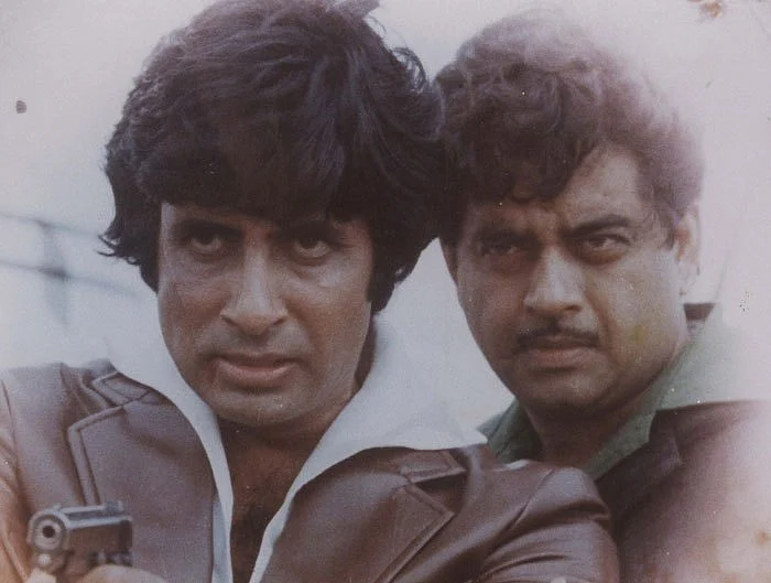 Amitabh Bachchan and Shatrughan Sinha in <i>Dostana</i>