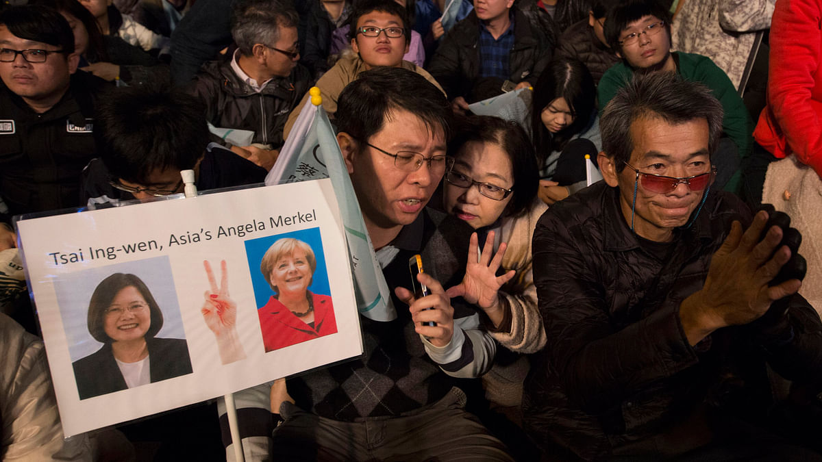 Taiwan has elected Tsai Ing-wen as its first female president, rejecting the pro-China party that led it for 8 years.