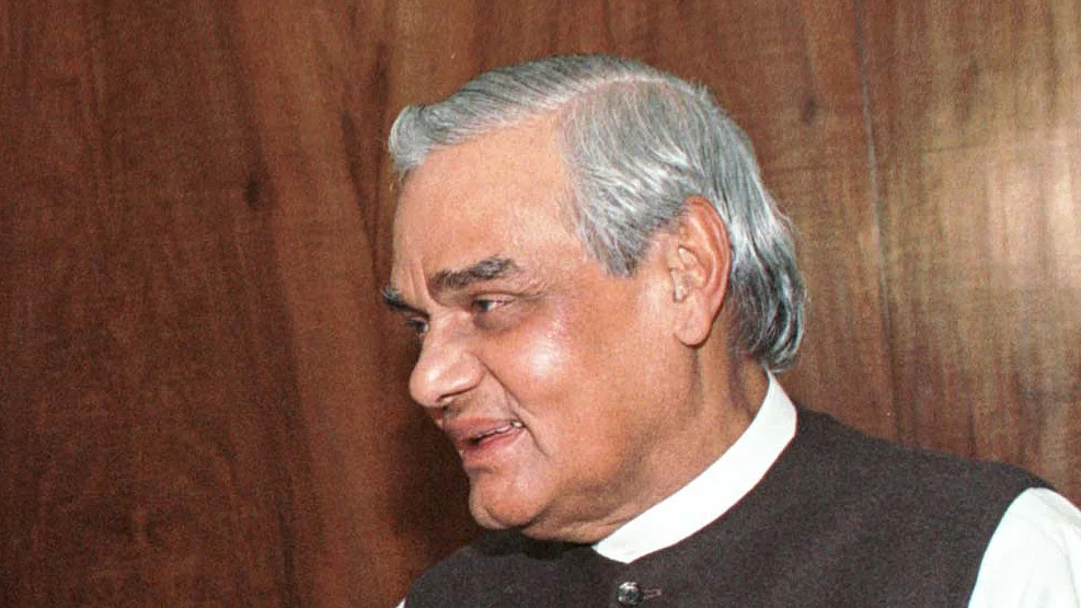Despite suggestions by the armed forces’ chiefs that Indian troops should cross the Line of Control when the Kargil war broke out, former Prime Minister A B Vajpayee stood firm that his government would not precipitate the situation. (Photo: Reuters)